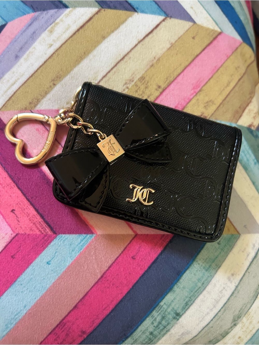 Juicy Couture Black Patent Monogram Bow Card Holder Wallet Keychain